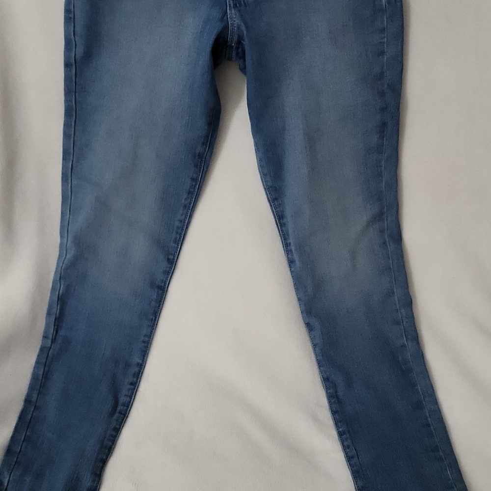 NWT Jessica Simpson Kiss Me Skinny Jeans Women's Blue Medium Wash Denim 6/28 - Picture 5 of 16